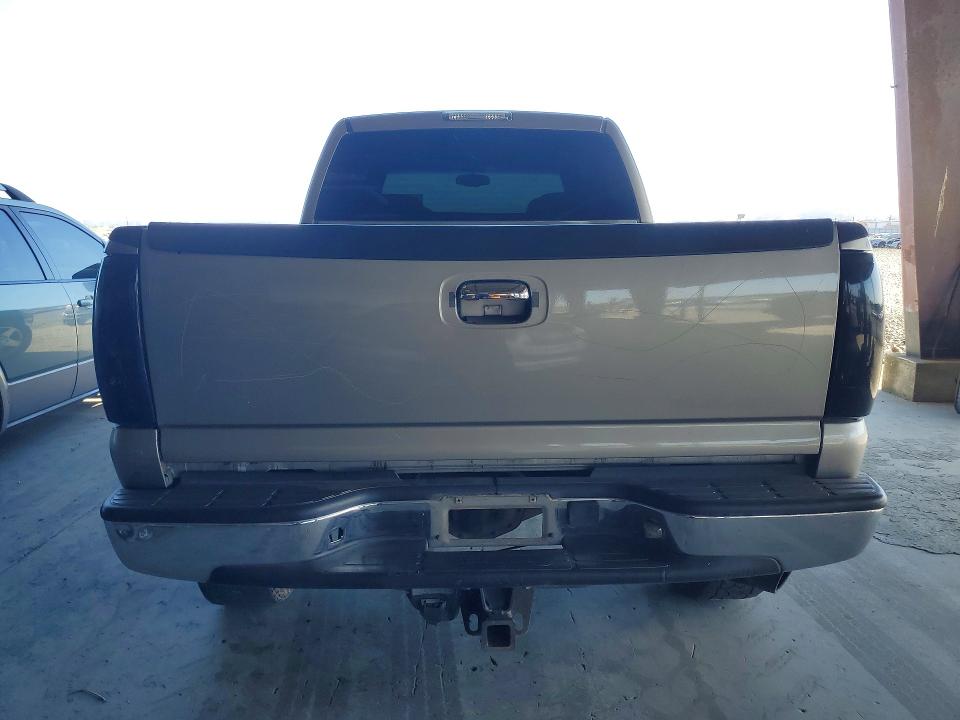 57081956 :رقم المزاد ، 1GCHK23102F108406 vin ، 2002 Chevrolet Silverado مزاد بيع