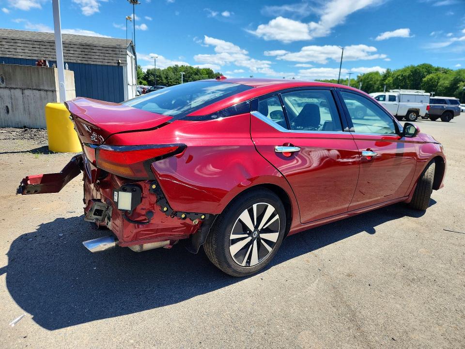 57379746 :رقم المزاد ، 1N4BL4EV3NN423666 vin ، 2022 Nissan Altima مزاد بيع