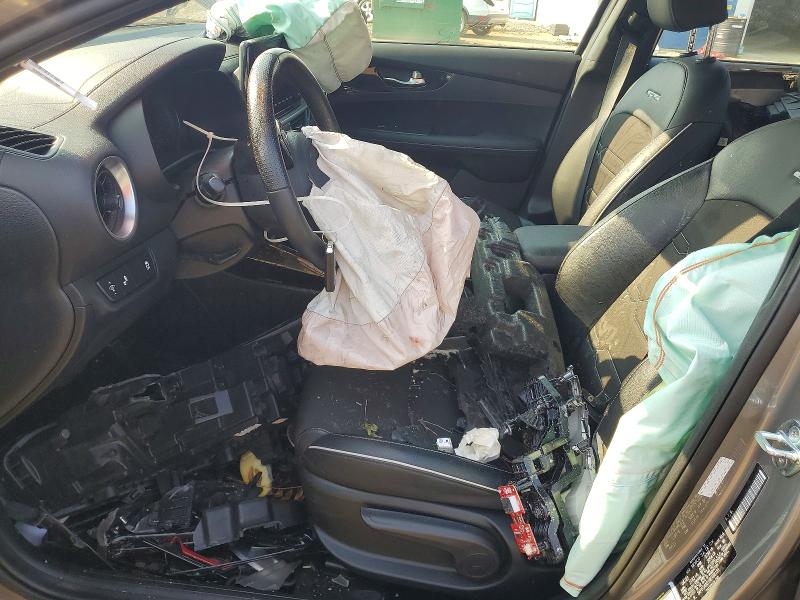 2022 Kia Forte მანქანა იყიდება აუქციონზე, vin: 3KPF54AD1NE486191, აუქციონის ნომერი: 85977905