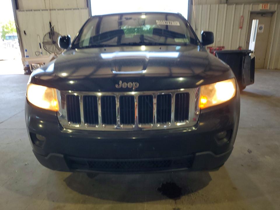 55970786 :رقم المزاد ، 1J4RS4GGXBC577867 vin ، 2011 Jeep Grand Cherokee مزاد بيع