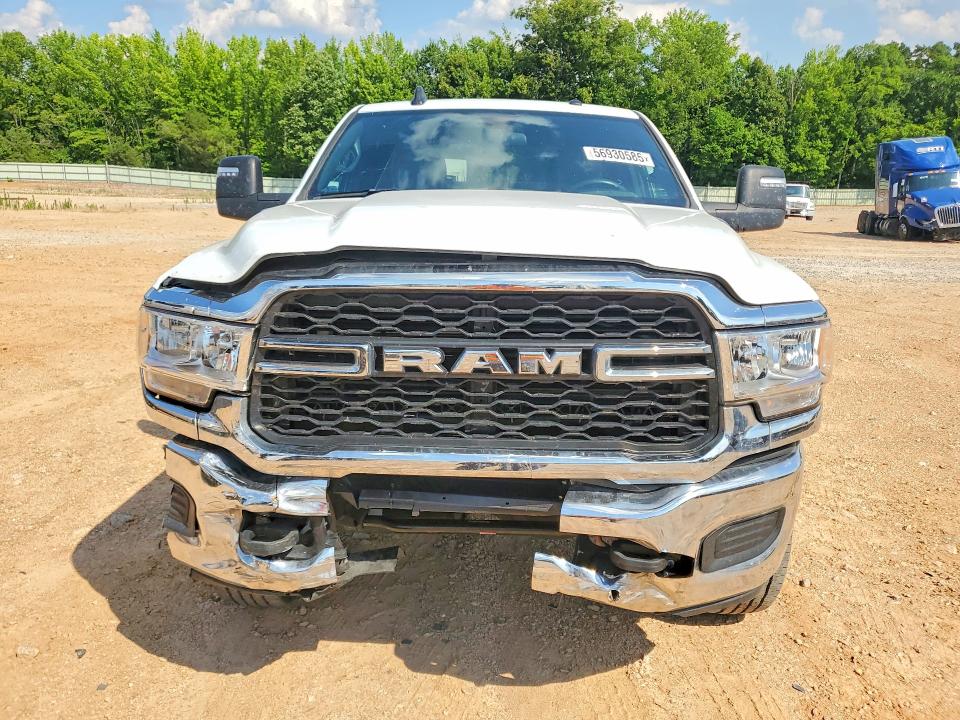 56930586 :رقم المزاد ، 3C63R3GJ3RG274070 vin ، 2024 Ram 3500 مزاد بيع