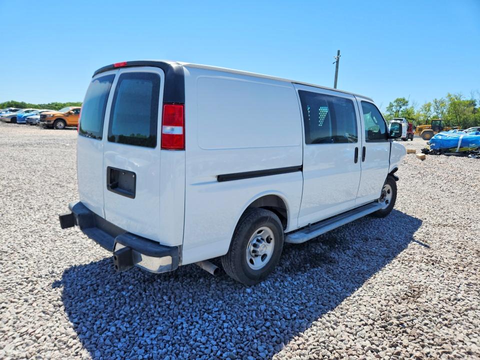 52337466 :رقم المزاد ، 1GCWGAFG1L1179647 vin ، 2020 Chevrolet Express 2500 مزاد بيع