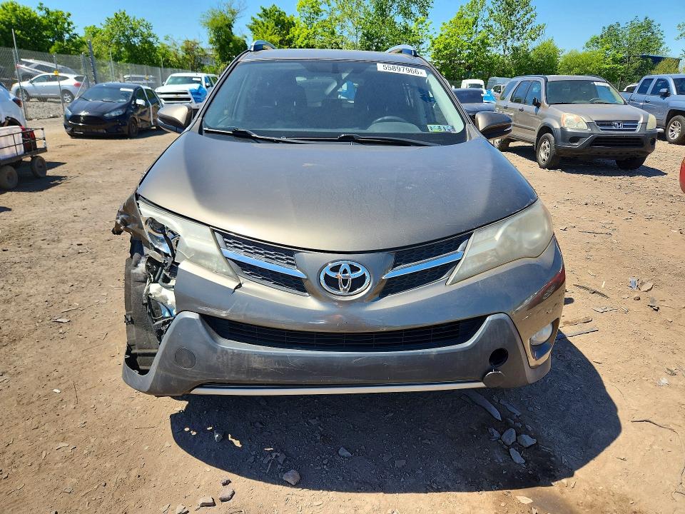 55897966 :رقم المزاد ، JTMRFREV7FD151739 vin ، 2015 Toyota Rav4 مزاد بيع