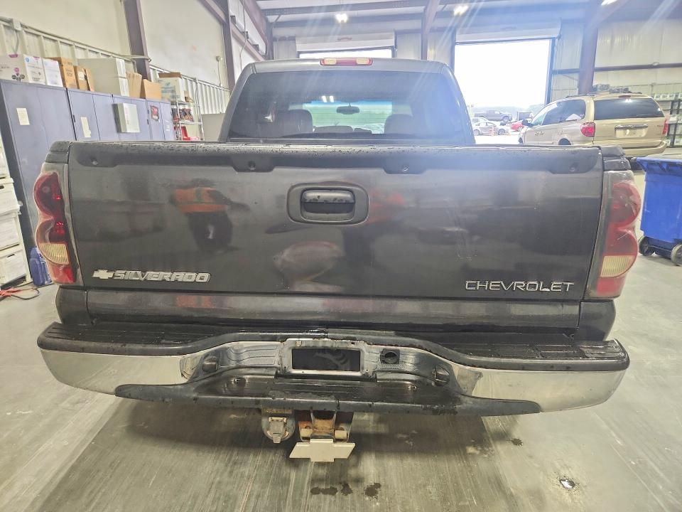 56635366 :رقم المزاد ، 2GCEC13T041411451 vin ، 2004 Chevrolet Silverado مزاد بيع