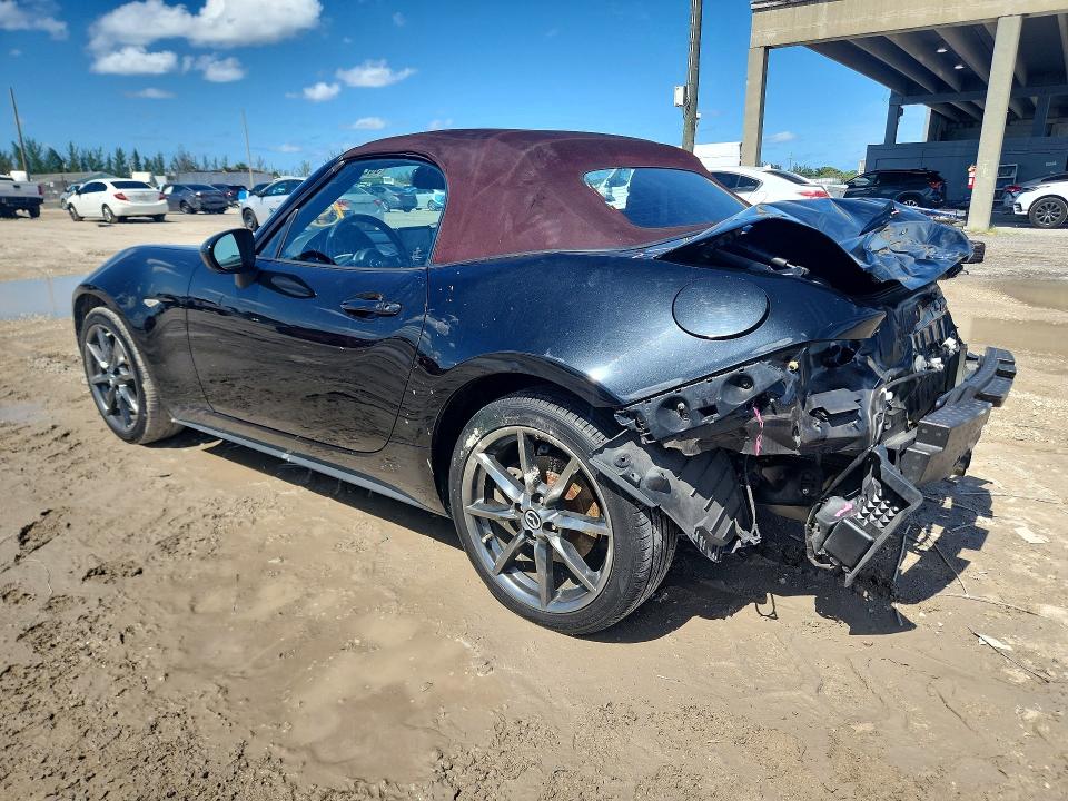 56259466 :رقم المزاد ، JM1NDAD75J0205399 vin ، 2018 Mazda Mx-5 Miata مزاد بيع