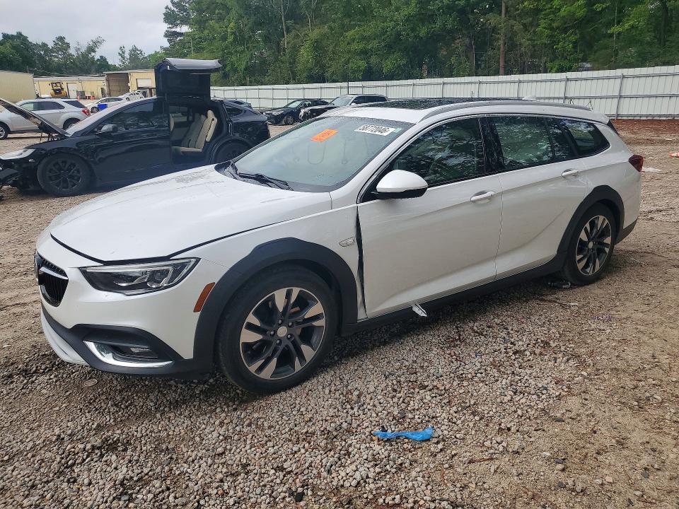 Auction sale of the 2018 Buick Regal Tourx, vin: W04GU8SX4J1128842, lot number: 58772046