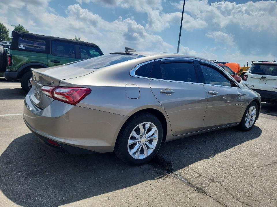 Продаж на аукціоні авто 2022 Chevrolet Malibu, vin: 1G1ZD5ST2NF163830, номер лоту: 56711046