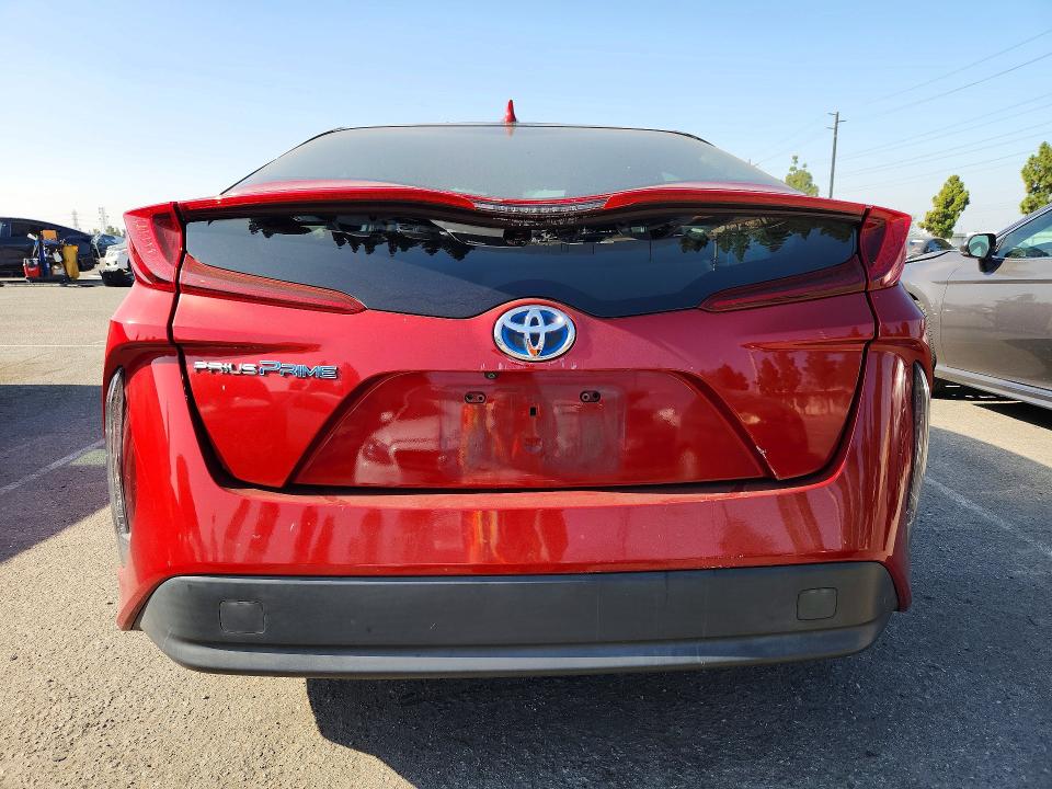 57994046 :رقم المزاد ، JTDKARFP9H3000569 vin ، 2017 Toyota Prius Prime مزاد بيع