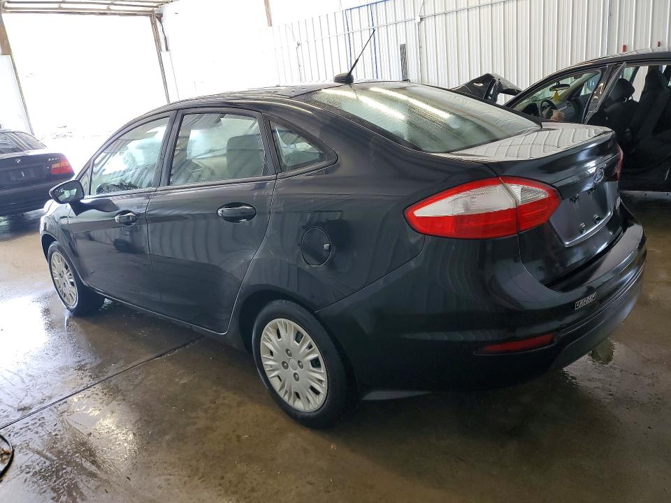 57951906 :رقم المزاد ، 3FADP4AJ9FM158117 vin ، 2015 Ford Fiesta مزاد بيع