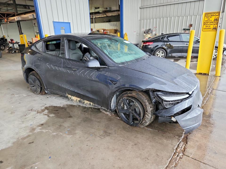 57183786 :رقم المزاد ، 7SAYGDED2TF643475 vin ، 2026 Tesla Model Y مزاد بيع