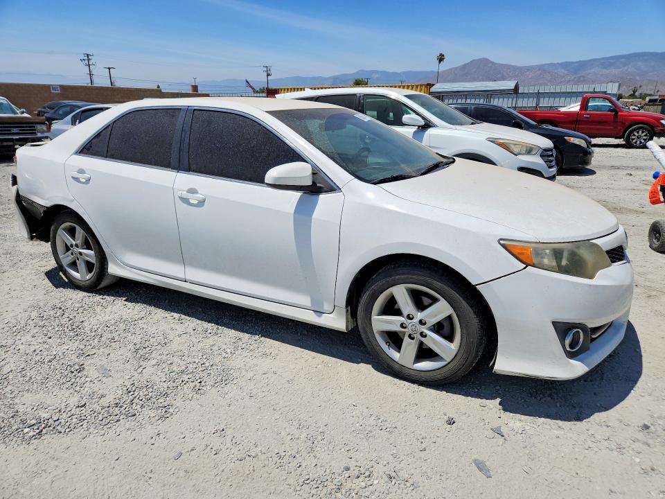 55655636 :رقم المزاد ، 4T1BF1FK2CU176515 vin ، 2012 Toyota Camry مزاد بيع