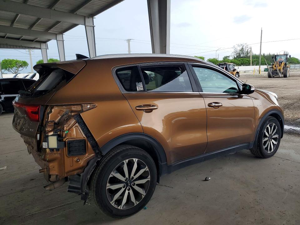 2017 Kia Sportage მანქანა იყიდება აუქციონზე, vin: KNDPNCAC4H7106416, აუქციონის ნომერი: 55192476