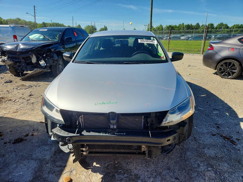 Продажа на аукционе авто 2015 Volkswagen Jetta, vin: 3VW2K7AJ7FM297418, номер лота: 56646546