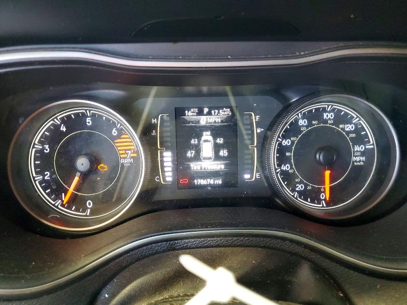 2019 Jeep Cherokee მანქანა იყიდება აუქციონზე, vin: 1C4PJLLB9KD184618, აუქციონის ნომერი: 57418386
