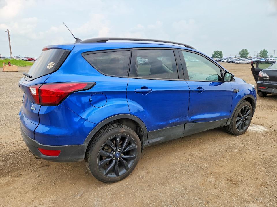 2019 Ford Escape მანქანა იყიდება აუქციონზე, vin: 1FMCU9GD6KUC41213, აუქციონის ნომერი: 59170226