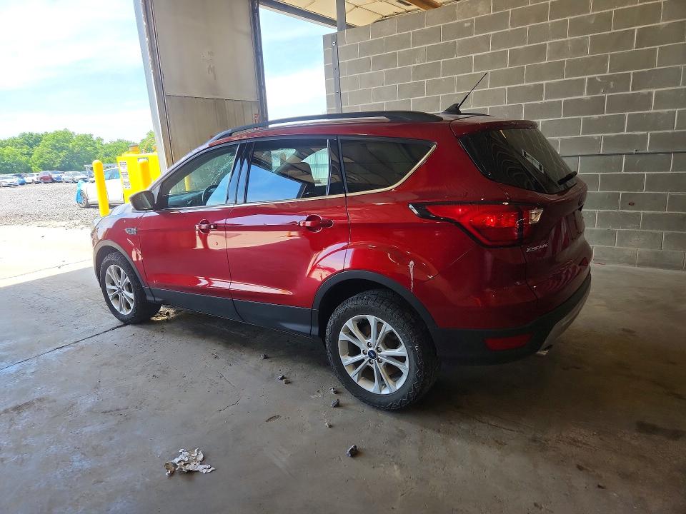 2019 Ford Escape მანქანა იყიდება აუქციონზე, vin: 1FMCU9HD6KUA61129, აუქციონის ნომერი: 55431656