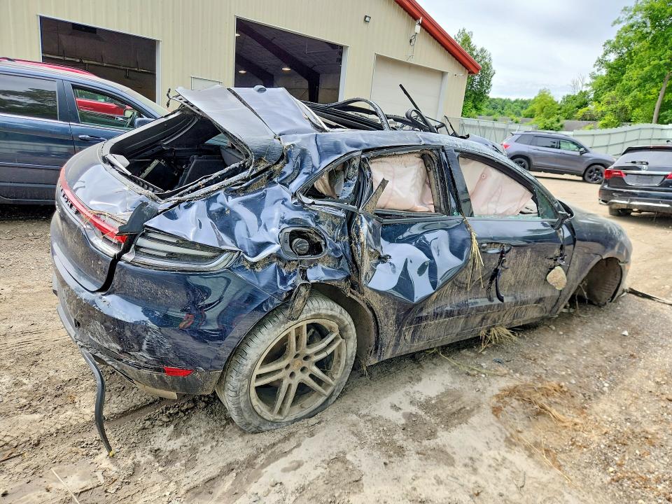 Aukcja sprzedaży 2020 Porsche Macan, vin: WP1AA2A5XLLB11521, numer aukcji: 58721646
