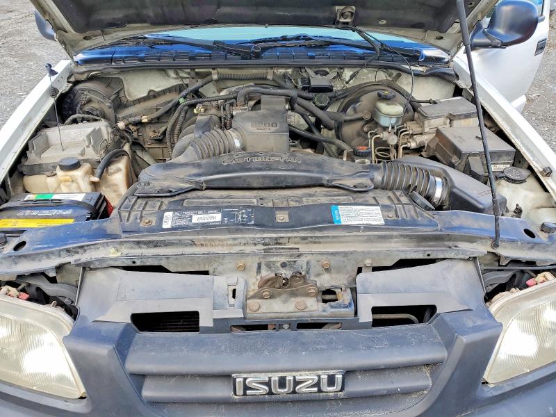 56834886 :رقم المزاد ، 1GGCS1448W8660435 vin ، 1998 Isuzu Hombre مزاد بيع