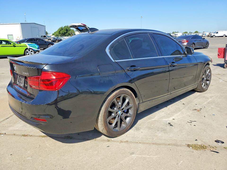 Продажа на аукционе авто 2018 Bmw 330, vin: WBA8B9C57JEE81586, номер лота: 57043016