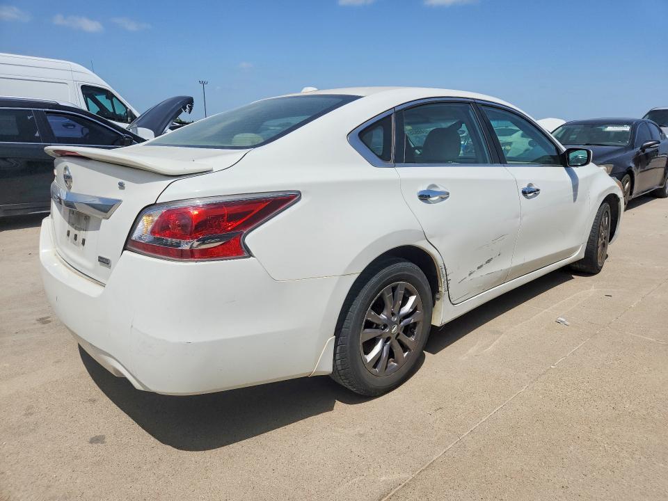 Продажа на аукционе авто 2015 Nissan Altima, vin: 1N4AL3AP4FN905447, номер лота: 77249935