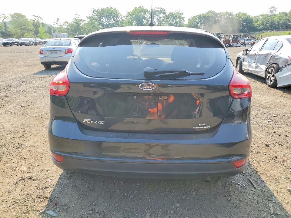 59541316 :رقم المزاد ، 1FADP3K23FL348479 vin ، 2015 Ford Focus مزاد بيع
