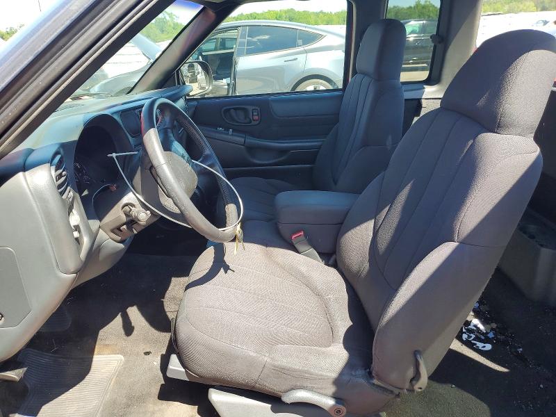 55892926 :رقم المزاد ، 1GTCS19X938229747 vin ، 2003 Gmc Sonoma مزاد بيع