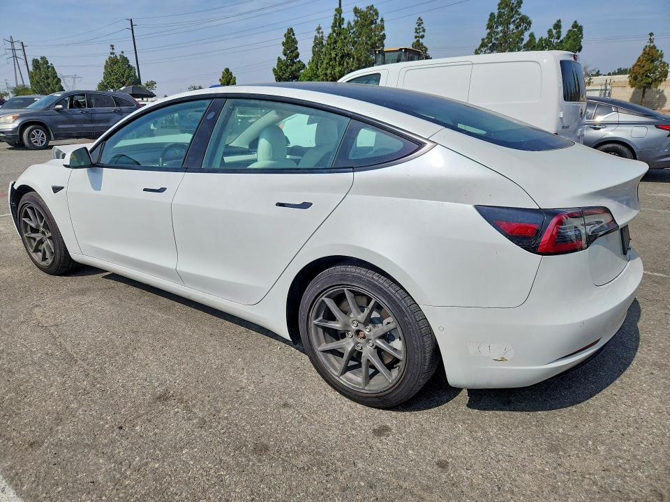 55956376 :رقم المزاد ، 5YJ3E1EA5NF339822 vin ، 2022 Tesla Model 3 مزاد بيع