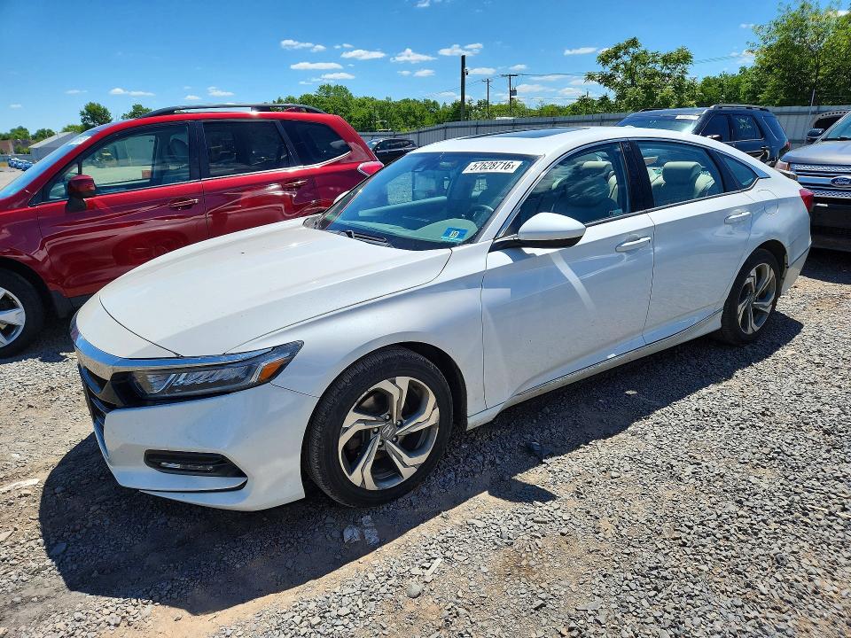 57628716 :رقم المزاد ، 1HGCV1F41JA213924 vin ، 2018 Honda Accord مزاد بيع