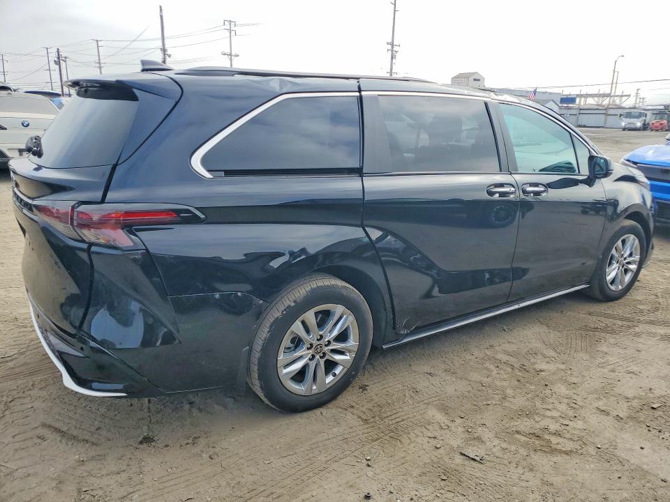 Aukcja sprzedaży 2025 Toyota Sienna, vin: 5TDJRKEC7SS231972, numer aukcji: 56147436