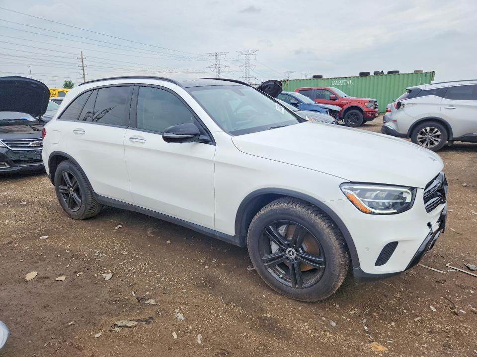56334586 :رقم المزاد ، W1N0G8EB7MF900703 vin ، 2021 Mercedes-benz Glc مزاد بيع