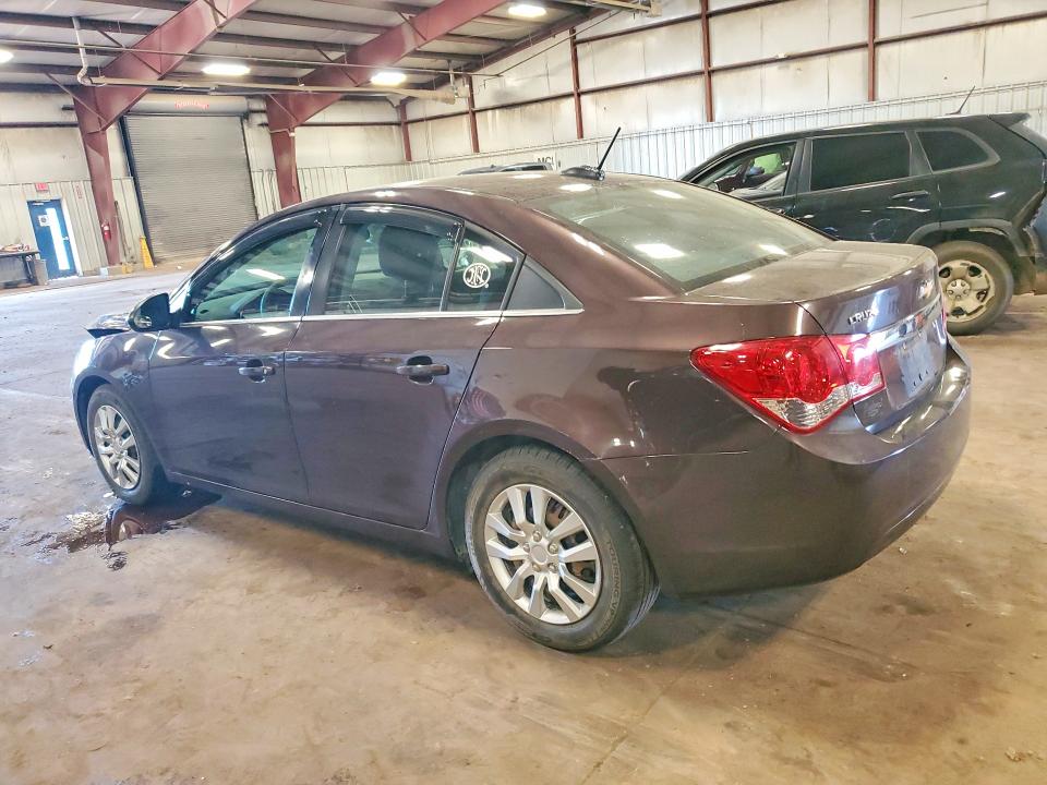 56041576 :رقم المزاد ، 1G1PC5SB1F7238451 vin ، 2015 Chevrolet Cruze مزاد بيع