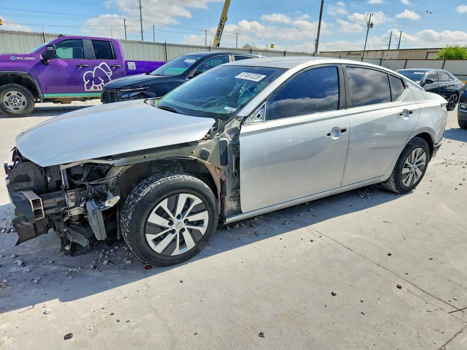 Auction sale of the 2022 Nissan Altima, vin: 1N4BL4BV4NN368973, lot number: 57497226