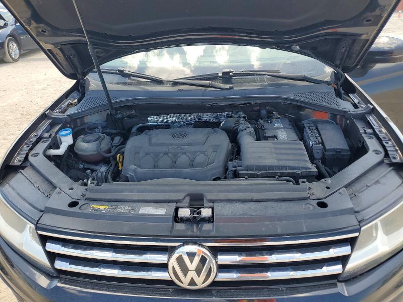 Продажа на аукционе авто 2018 Volkswagen Tiguan, vin: 3VV2B7AX2JM170884, номер лота: 57292196