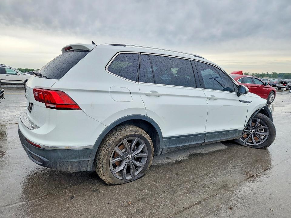 Продажа на аукционе авто 2022 Volkswagen Tiguan, vin: 3VV3B7AX1NM045076, номер лота: 55425236
