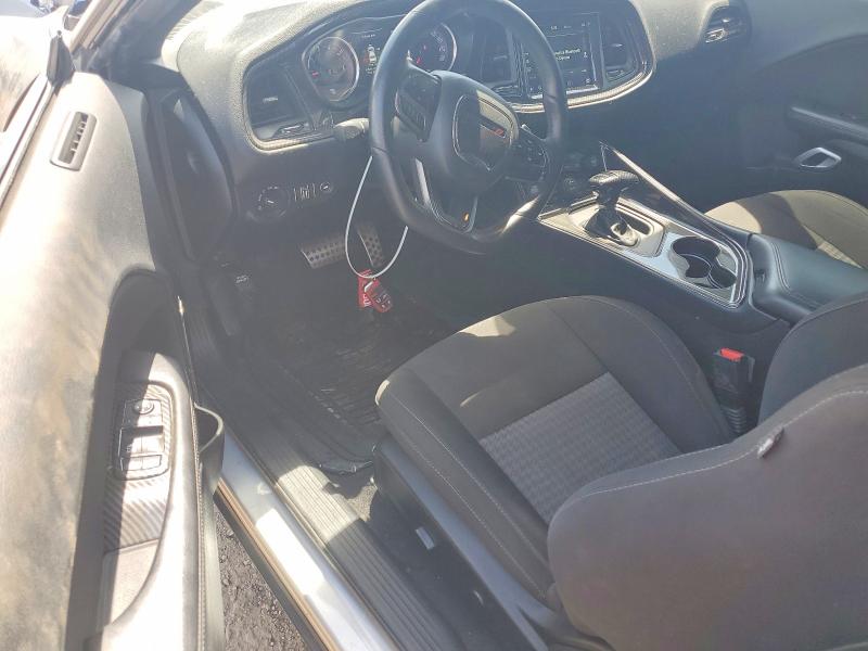 56422386 :رقم المزاد ، 2C3CDZFJ9MH618929 vin ، 2021 Dodge Challenger مزاد بيع