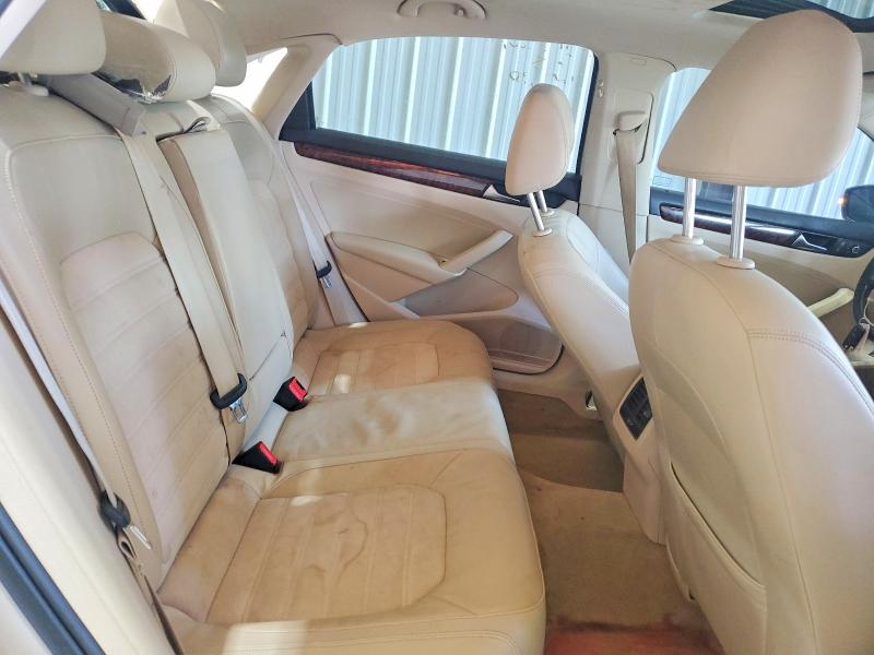 57579936 :رقم المزاد ، 1VWCN7A37DC038133 vin ، 2013 Volkswagen Passat مزاد بيع