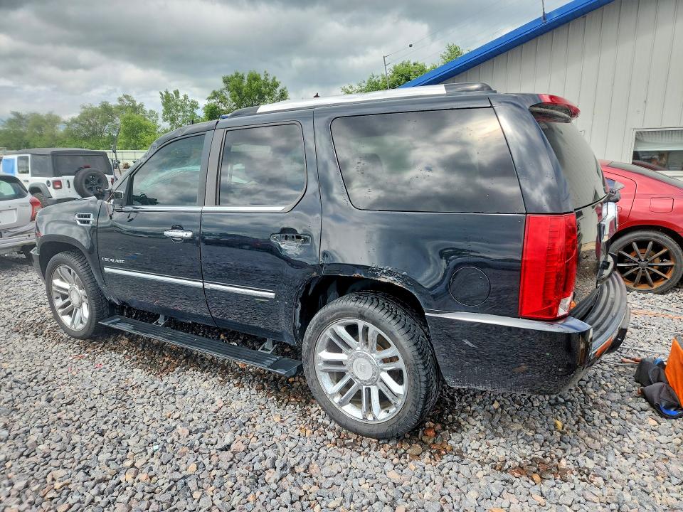 2010 Cadillac Escalade მანქანა იყიდება აუქციონზე, vin: 1GYUKCEF3AR217673, აუქციონის ნომერი: 58234536
