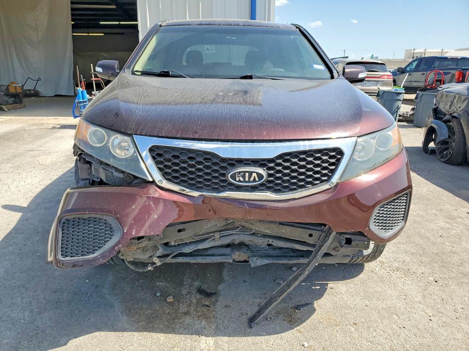 77247915 :رقم المزاد ، 5XYKT4A28BG137966 vin ، 2011 Kia Sorento مزاد بيع