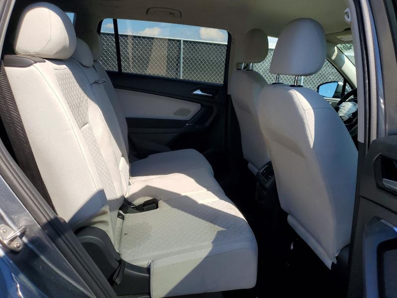 2018 Volkswagen Tiguan მანქანა იყიდება აუქციონზე, vin: 3VV1B7AX6JM019414, აუქციონის ნომერი: 57838546