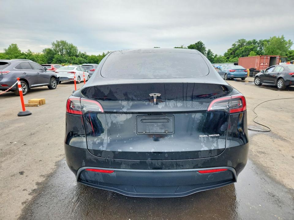 57996466 :رقم المزاد ، 7SAYGDEE4NA017306 vin ، 2022 Tesla Model Y مزاد بيع