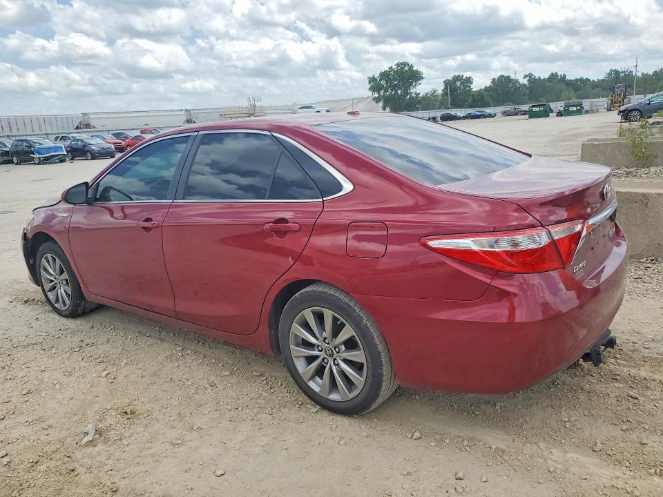 2015 Toyota Camry Hybrid მანქანა იყიდება აუქციონზე, vin: 4T1BD1FK3FU156560, აუქციონის ნომერი: 57083526