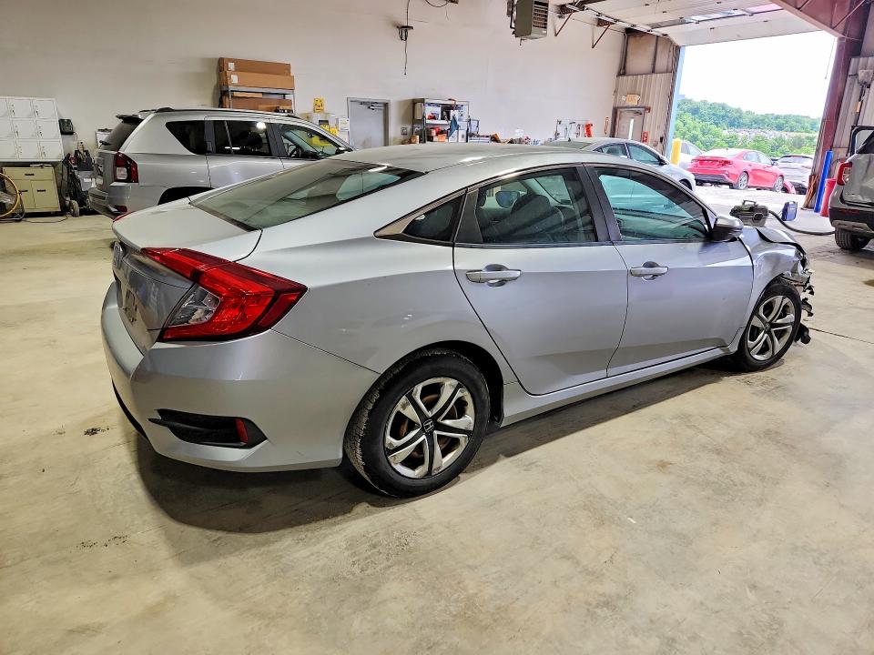 Aukcja sprzedaży 2017 Honda Civic, vin: 2HGFC2F54HH551704, numer aukcji: 57876396