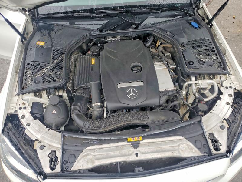 55727306 :رقم المزاد ، 55SWF4JB6GU104485 vin ، 2016 Mercedes-benz C مزاد بيع