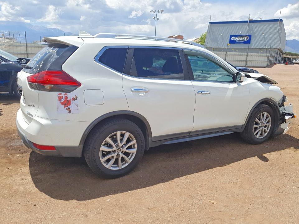Продажа на аукционе авто 2017 Nissan Rogue, vin: KNMAT2MV6HP579172, номер лота: 55812396