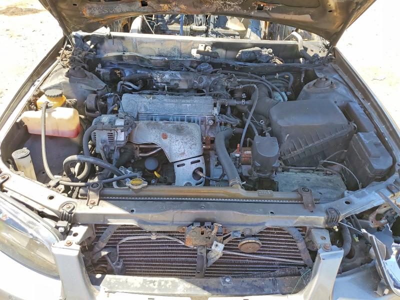 56148016 :رقم المزاد ، JT2BG22K410576747 vin ، 2001 Toyota Camry مزاد بيع