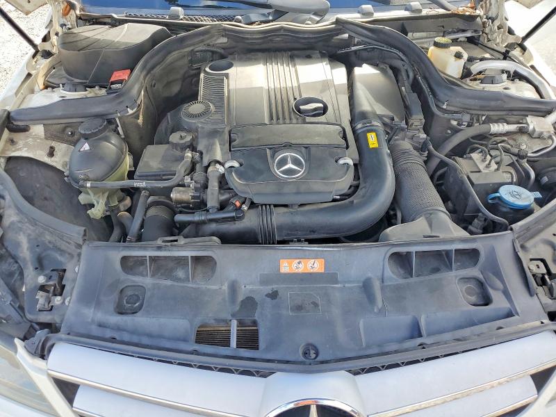 56767386 :رقم المزاد ، WDDGJ4HB7CF875320 vin ، 2012 Mercedes-benz C مزاد بيع