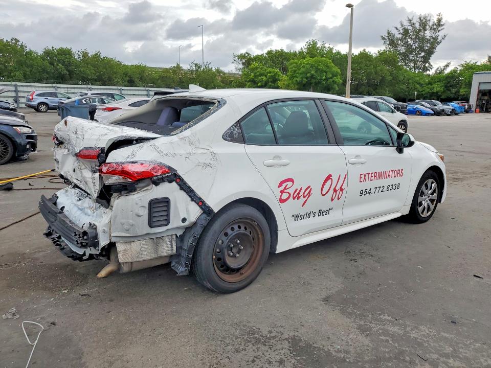 56191276 :رقم المزاد ، 5YFEPRAE8LP091836 vin ، 2020 Toyota Corolla مزاد بيع