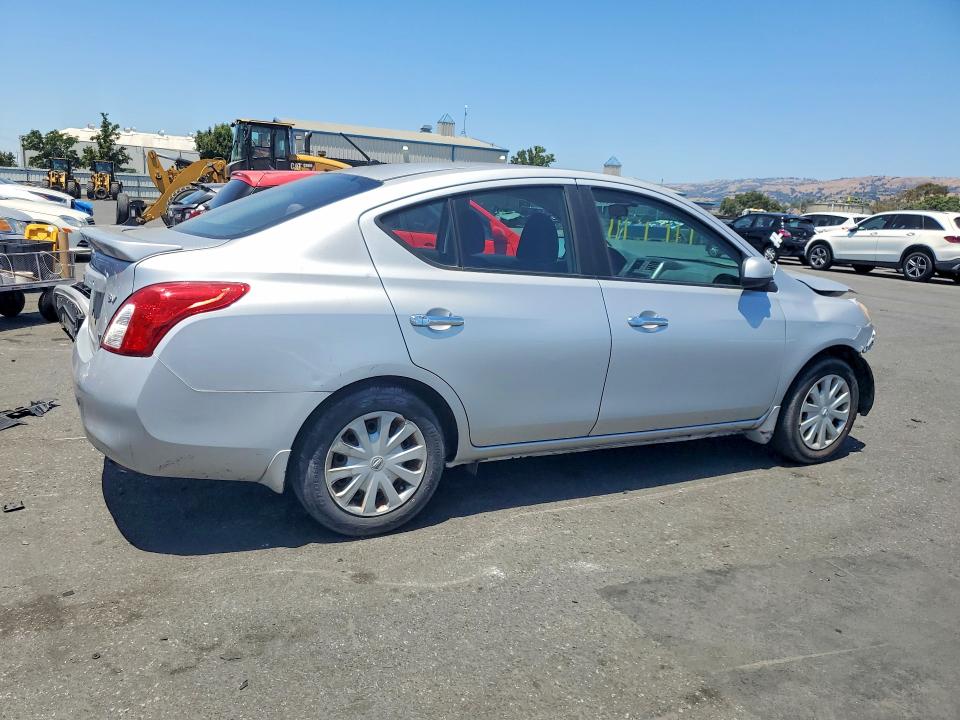 57717696 :رقم المزاد ، 3N1CN7AP2DL861744 vin ، 2013 Nissan Versa مزاد بيع
