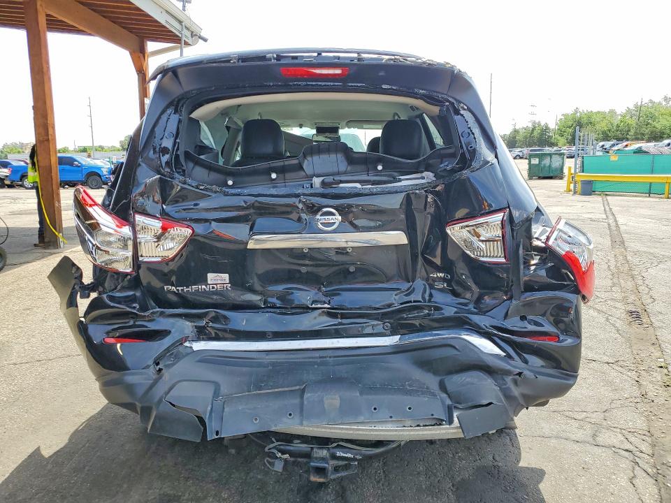 55626236 :رقم المزاد ، 5N1DR2MM4KC601537 vin ، 2019 Nissan Pathfinder مزاد بيع