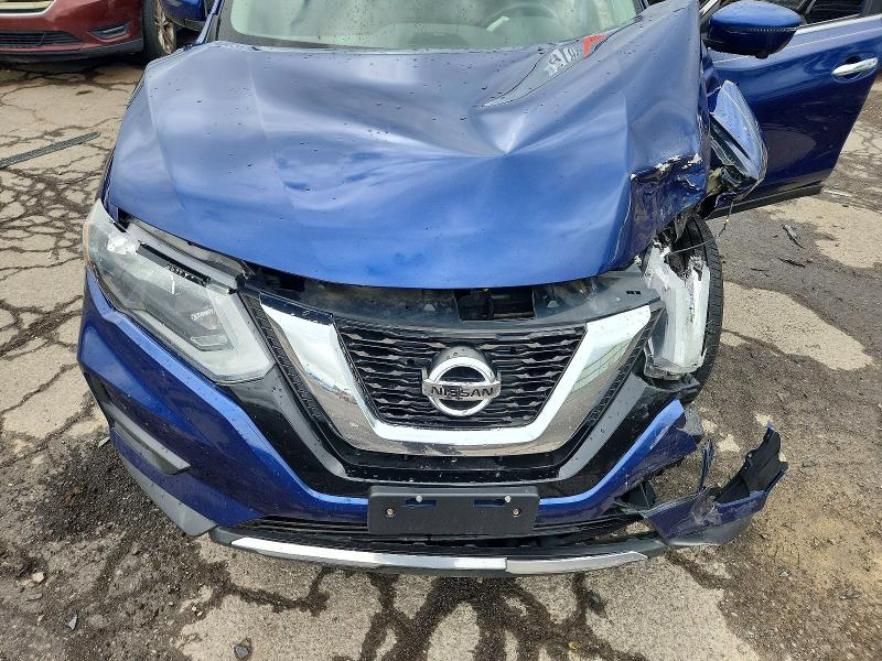 Продаж на аукціоні авто 2017 Nissan Rogue, vin: 5N1AT2MV0HC737699, номер лоту: 57928756